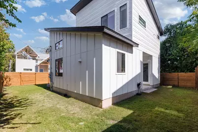 1104 E 2nd Street #2, Austin, TX 78702 - Photo 24
