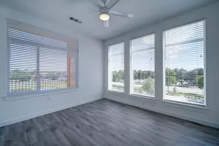 13130 Pond Springs Road Rd, Austin, TX 78729 - Photo 16