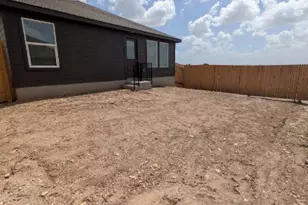 160 Star Packer Ln, Jarrell, TX 76537 - Photo 12