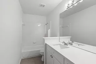 210 Summerside Ave, Lockhart, TX 78644 - Photo 22