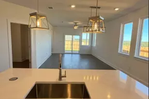 211 Jarred Bryant Ave, Kyle, TX 78640 - Photo 2