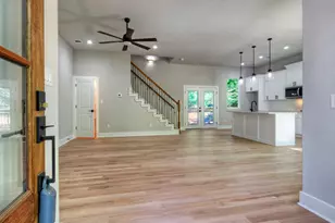 108 Huelo Ct, Bastrop, TX 78602 - Photo 6