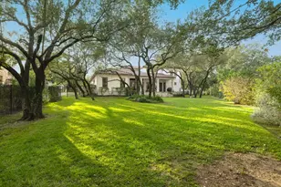 4720 Rockcliff Rd, Austin, TX 78746 - Photo 6
