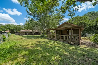 213 Atascosa Street, Lockhart, TX 78644 - Photo 22