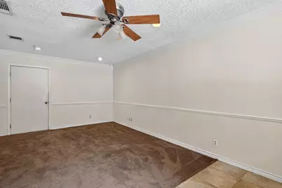 213 Atascosa Street, Lockhart, TX 78644 - Photo 12