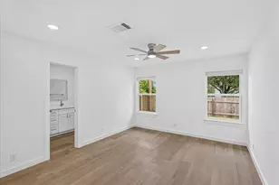 6702 Roseborough Dr, Austin, TX 78747 - Photo 16