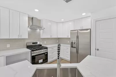 6702 Roseborough Drive, Austin, TX 78747 - Photo 14