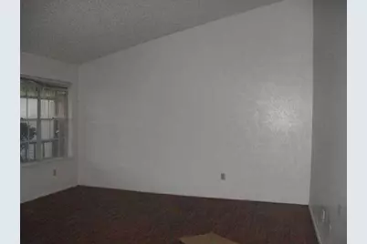 1811 Prairie Knoll Court #B, Austin, TX 78758 - Photo 2
