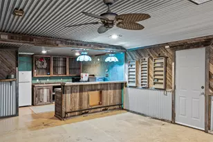 1507 N Cleveland Ave, Cameron, TX 76520 - Photo 32