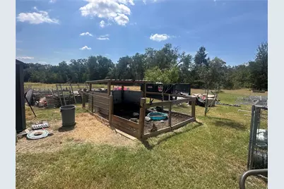 2281 County Road 458, Thorndale, TX 76577 - Photo 12