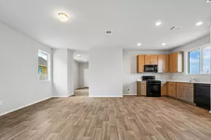 171 Cider Crk Dr, Elgin, TX 78621 - Photo 8