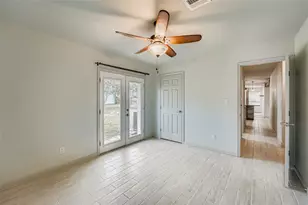 410 Magnolia St, Bastrop, TX 78602 - Photo 6