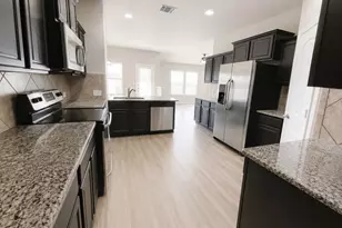 228 Avalanche Ave, Georgetown, TX 78626 - Photo 4