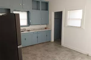 513 San Marcos Hwy, Luling, TX 78648 - Photo 8