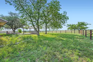 1850 Co Rd 105, Hutto, TX 78634 - Photo 26