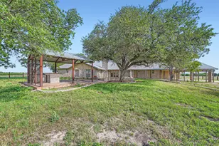 1850 Co Rd 105, Hutto, TX 78634 - Photo 28