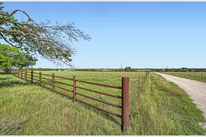 1850 County Road 105, Hutto, TX 78634 - Photo 2
