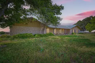 1850 Co Rd 105, Hutto, TX 78634 - Photo 4