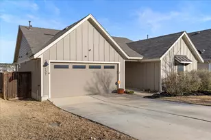 137 Fire Wheel Pass, Liberty Hill, TX 78642 - Photo 2