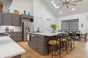 346 The Oaks Blvd, Elgin, TX 78621 - Photo 12