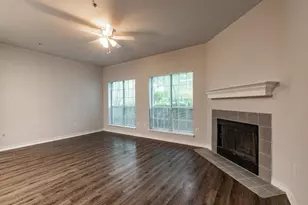 2204 San Gabriel St, Austin, TX 78705 - Photo 2