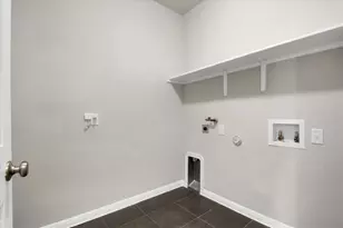 13601 Larrys Ln, Austin, TX 78652 - Photo 32