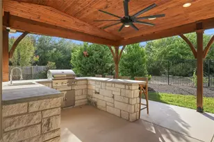 109 San Michelle Cove, Georgetown, TX 78628 - Photo 32