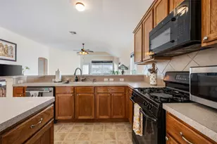 221 Stone Crest Blvd, Buda, TX 78610 - Photo 12