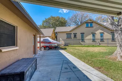 1408 Highland Dr Drive, Highland Haven, TX 78654 - Photo 28