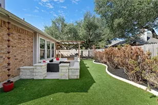 2011 Burnie Bishop Pl, Cedar Park, TX 78613 - Photo 34