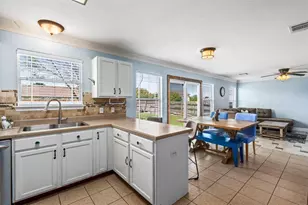 220 Wegstrom Street St, Hutto, TX 78634 - Photo 4