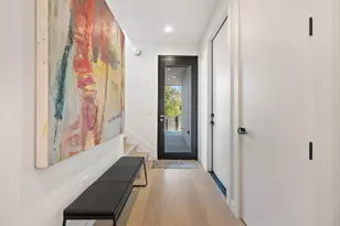 4707 Reyes St, Austin, TX 78721 - Photo 8