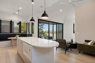 4707 Reyes St, Austin, TX 78721 - Photo 1