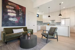 4707 Reyes St, Austin, TX 78721 - Photo 2