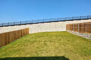 8006 Shining Flor Run, Lago Vista, TX 78645 - Photo 34