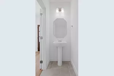 8006 Shining Flor Run, Lago Vista, TX 78645 - Photo 18