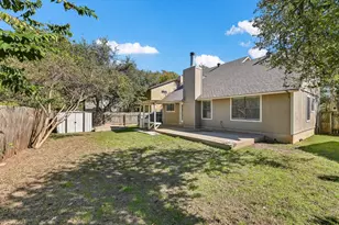6808 Luckenbach Ln, Austin, TX 78729 - Photo 22