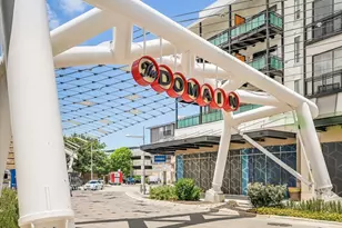 6808 Luckenbach Ln, Austin, TX 78729 - Photo 34