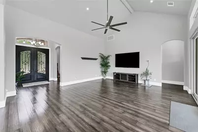 145 Pavilion Drive, Cedar Creek, TX 78612 - Photo 8