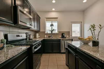 120 Palm Drive, Buda, TX 78610 - Photo 10
