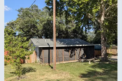 10801 W Lakeview Drive, Jonestown, TX 78645 - Photo 1