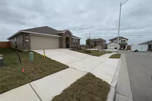 20236 Hickenlooper Wy, Manor, TX 78653 - Photo 2