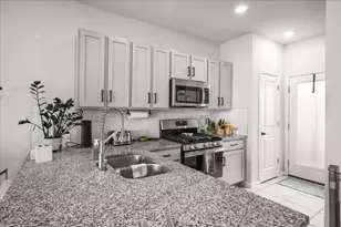 9015 Cattle Baron Path, Austin, TX 78747 - Photo 4