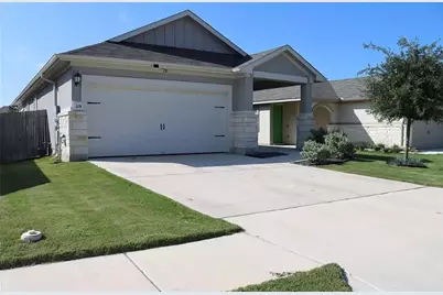 201 McFarland Street, Georgetown, TX 78628 - Photo 2