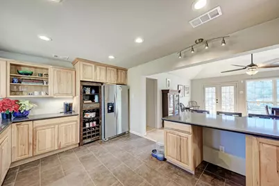 321 Navajo Trail, Georgetown, TX 78633 - Photo 10