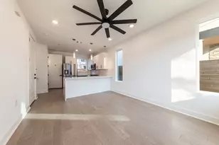 2508 E 4th St, Austin, TX 78702 - Photo 8