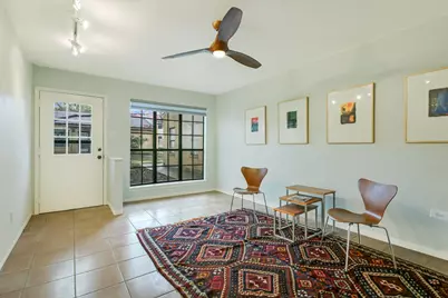 2301 Lawnmont Avenue #5, Austin, TX 78756 - Photo 2