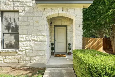 1660 Bayland Street, Round Rock, TX 78664 - Photo 4