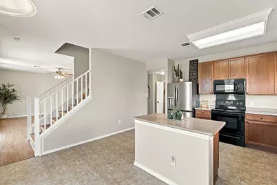 1660 Bayland Street, Round Rock, TX 78664 - Photo 12
