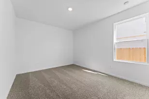 211 Las Lomas Dr, San Marcos, TX 78666 - Photo 8